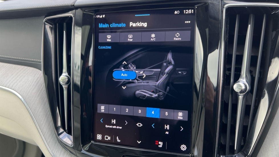 Used Volvo XC60 2025 for sale - 76589915: Photo 54