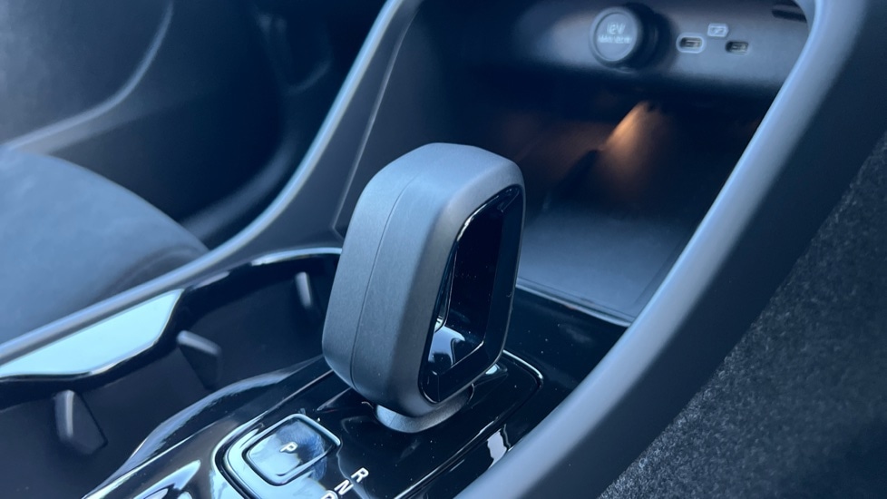 Used Volvo XC40 2025 for sale - 76894787: Photo 14