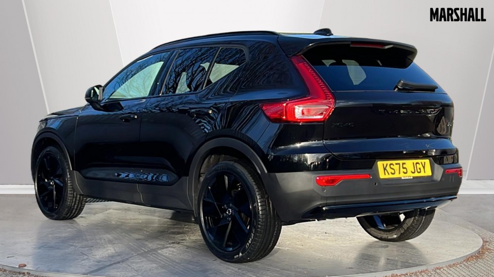 Used Volvo XC40 2025 for sale - 76894787: Photo 2