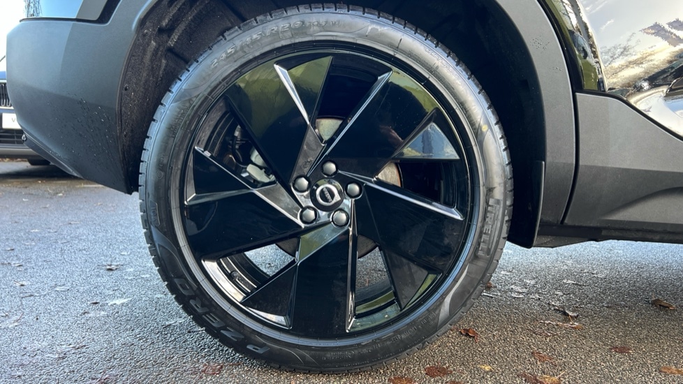 Used Volvo XC40 2025 for sale - 76894787: Photo 24