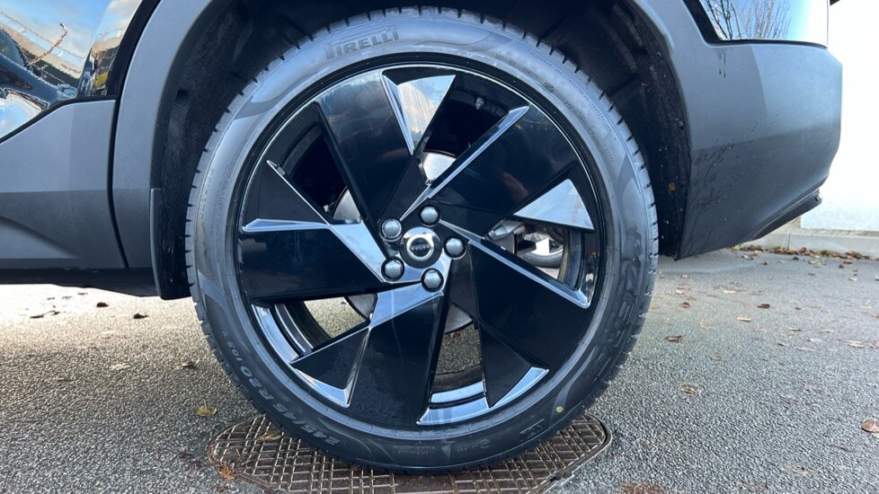 Used Volvo XC40 2025 for sale - 76894787: Photo 26