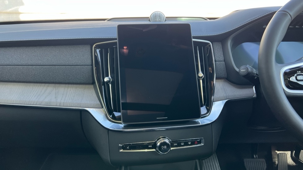 Used Volvo XC90 2025 for sale - 76112016: Photo 22