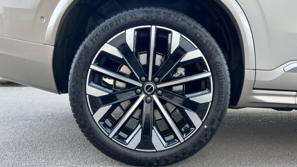 Used Volvo XC90 2025 for sale - 76112016: Photo 24