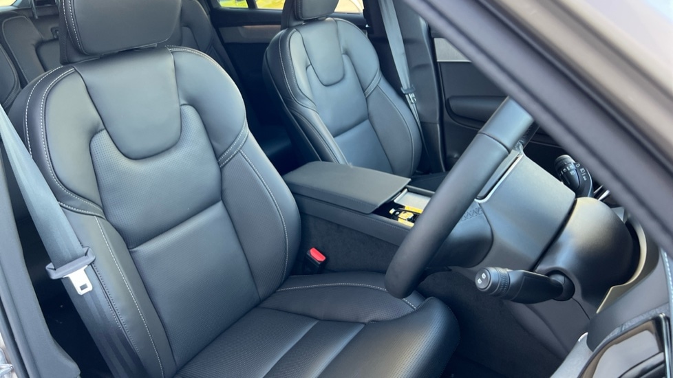 Used Volvo XC90 2025 for sale - 76112016: Photo 9