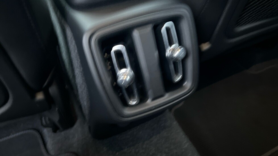 Used Volvo XC40 2020 for sale - 76927998: Photo 34