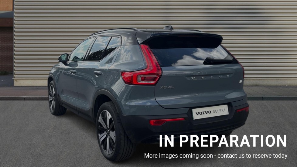 Used Volvo XC40 2022 for sale - 76086864: Photo 2