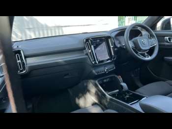 Used Volvo XC40 2022 for sale - 74893974: Photo