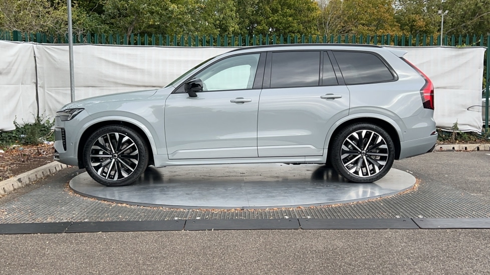 Used Volvo XC90 2025 for sale - 76112384: Photo 8