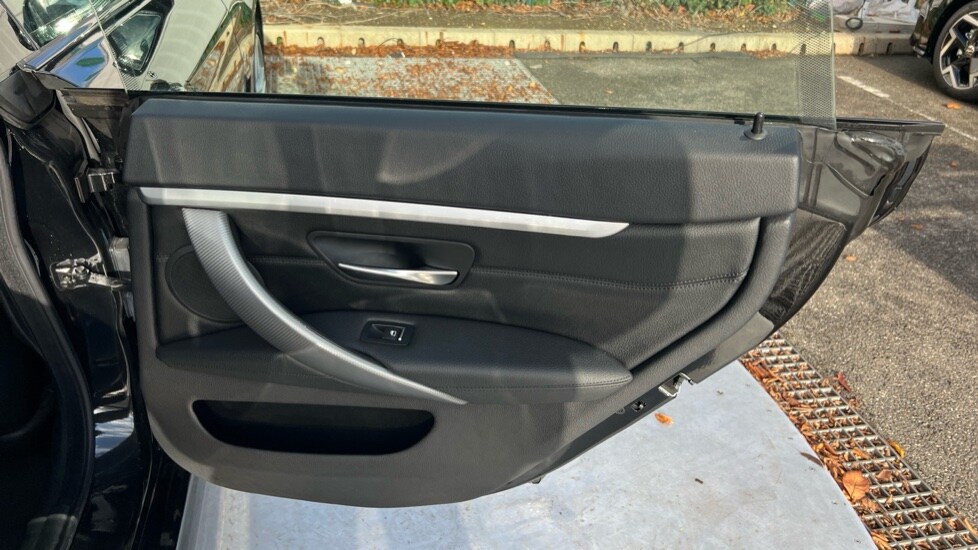 Used BMW 4 Series 2020 for sale - 76434821: Photo 42