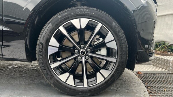 Used Volvo XC60 2025 for sale - 75776128: Photo 16