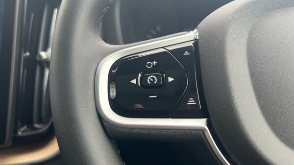 Used Volvo XC60 2025 for sale - 75776128: Photo 18