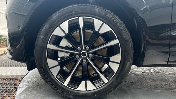 Used Volvo XC60 2025 for sale - 75776128: Photo 25