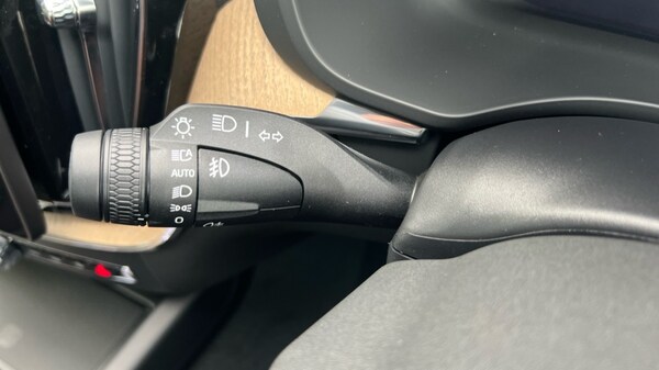 Used Volvo XC60 2025 for sale - 75776128: Photo 29