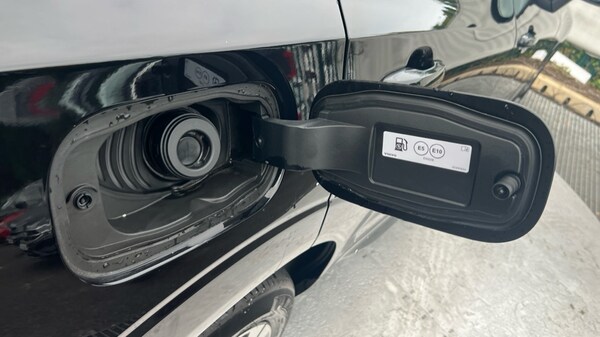 Used Volvo XC60 2025 for sale - 75776128: Photo 42