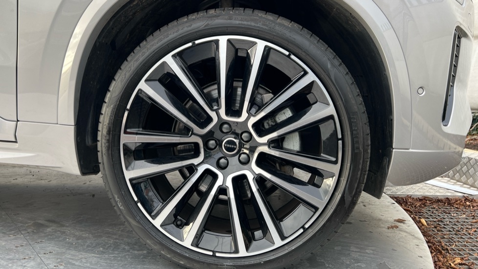 Used Volvo XC90 2025 for sale - 76954452: Photo 16