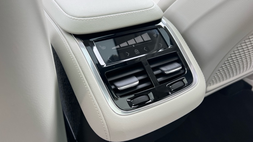 Used Volvo XC90 2025 for sale - 76954452: Photo 48