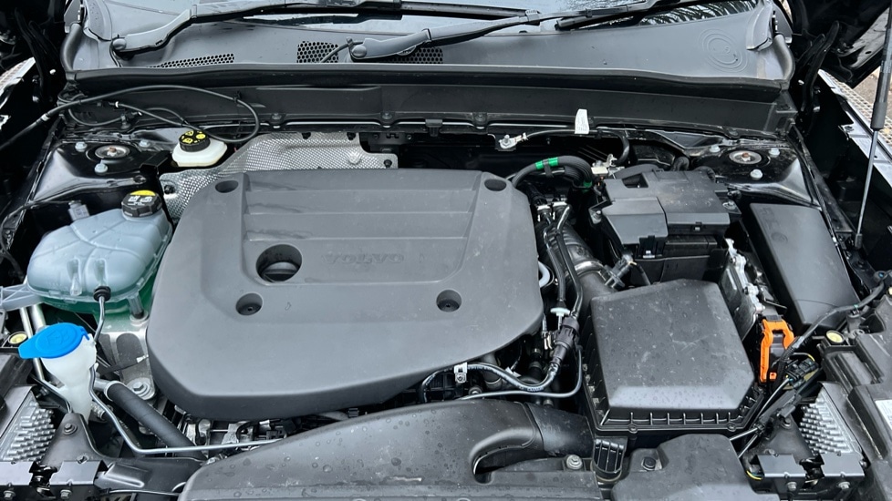 Used Volvo XC40 2024 for sale - 76623457: Photo 23