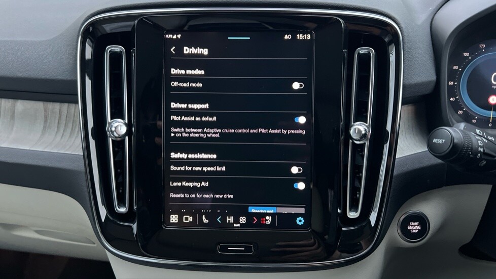 Used Volvo XC40 2024 for sale - 76623457: Photo 41