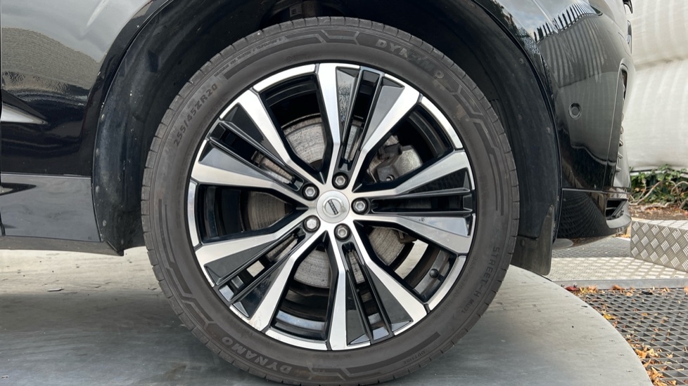 Used Volvo XC60 2023 for sale - 76161300: Photo 16