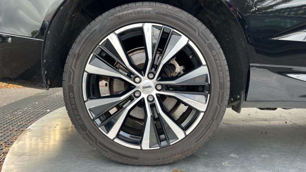 Used Volvo XC60 2023 for sale - 76161300: Photo 24