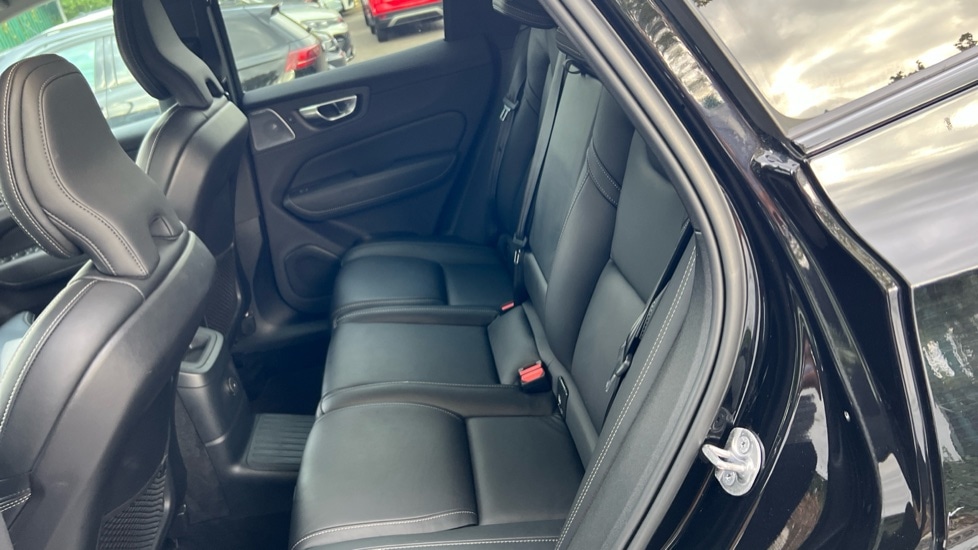 Used Volvo XC60 2023 for sale - 76161300: Photo 38