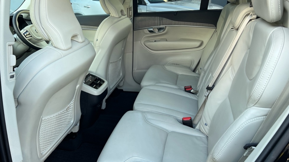 Used Volvo XC90 2024 for sale - 77010257: Photo 10