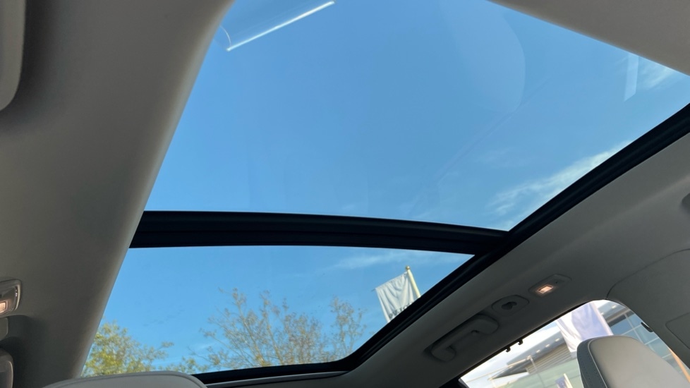 Used Volvo XC90 2024 for sale - 77010257: Photo 44