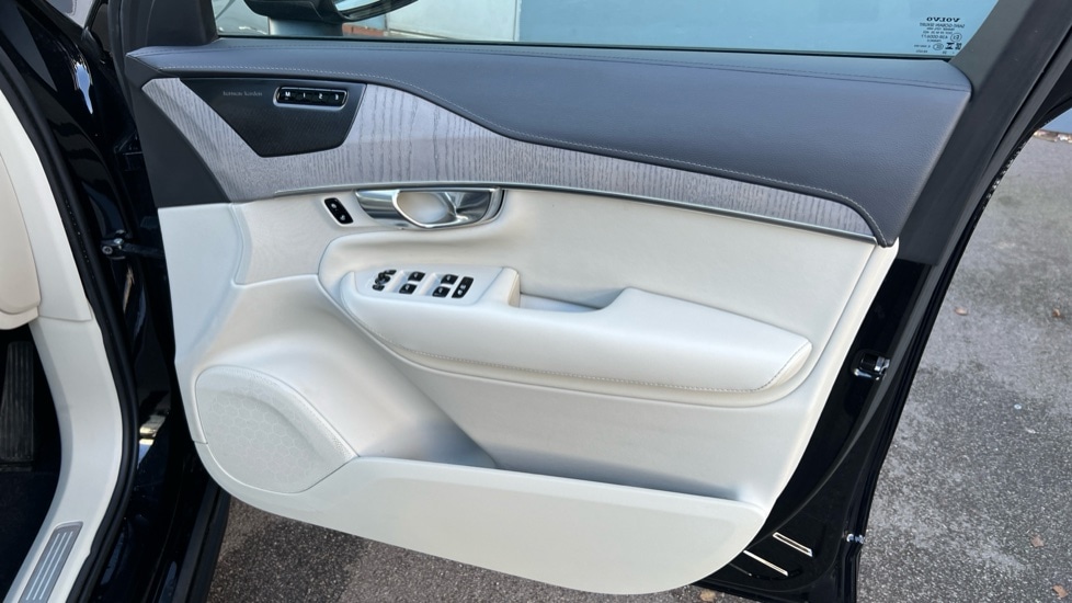 Used Volvo XC90 2024 for sale - 77010257: Photo 46