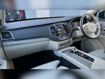 Used Volvo XC90 2024 for sale - 77010257: Photo