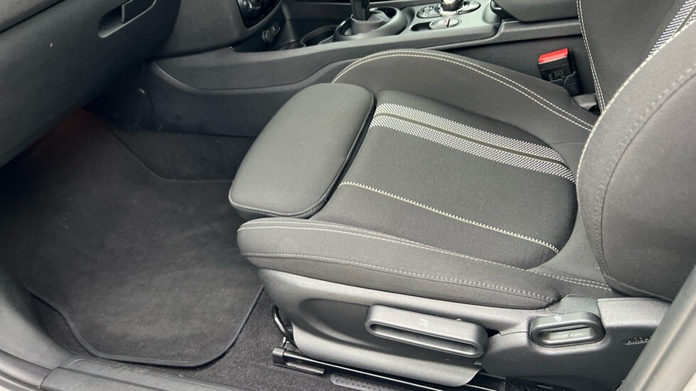 Used MINI Clubman 2019 for sale - 76966764: Photo 32