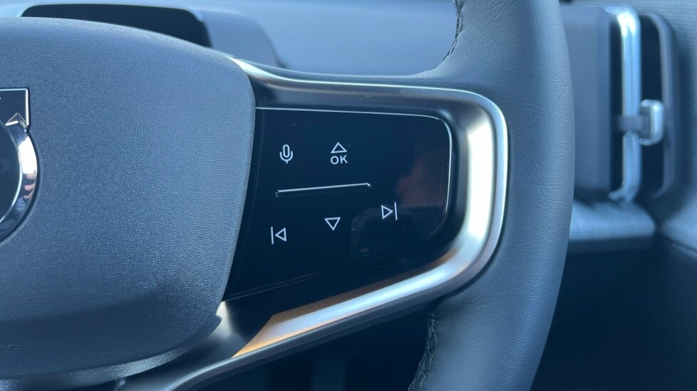 Used Volvo EX30 2025 for sale - 75472471: Photo 19