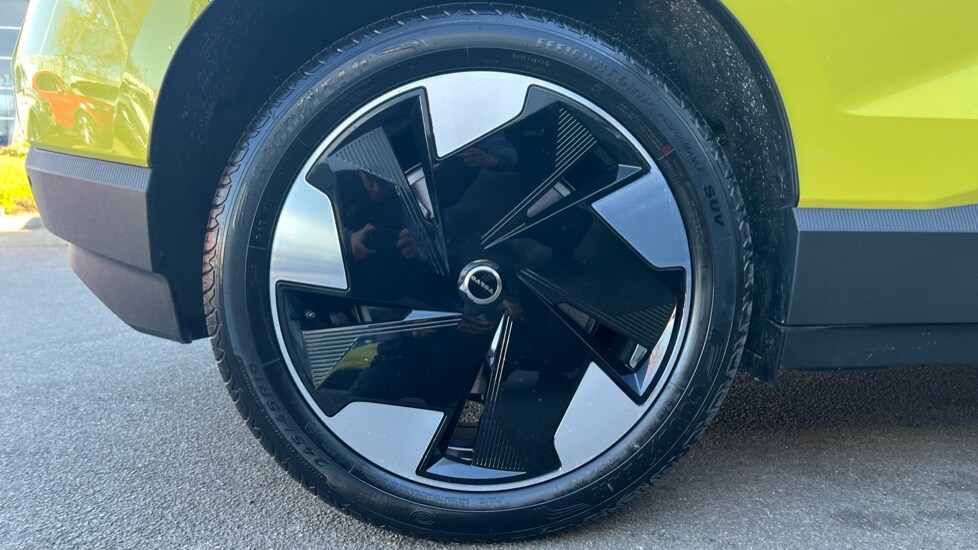 Used Volvo EX30 2025 for sale - 75472471: Photo 24