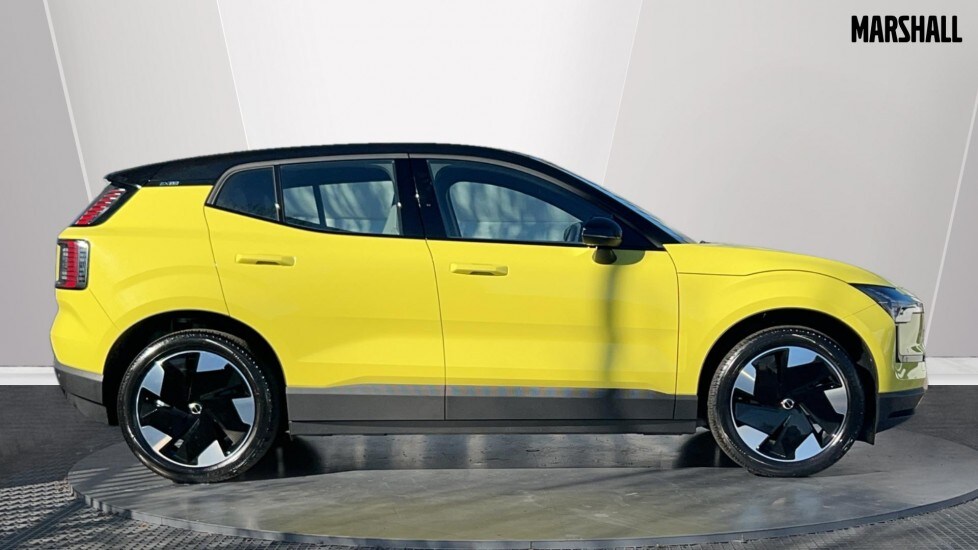 Used Volvo EX30 2025 for sale - 75472471: Photo 3