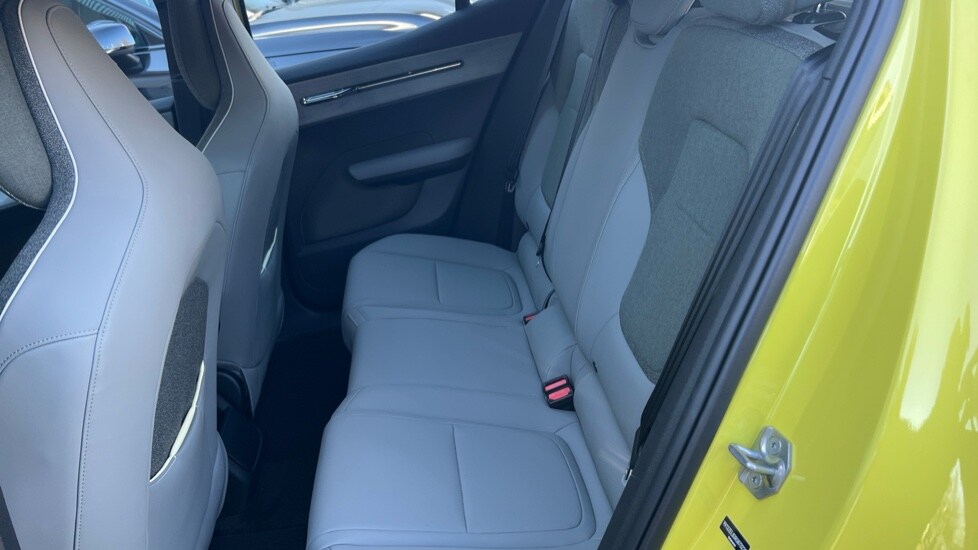 Used Volvo EX30 2025 for sale - 75472471: Photo 36