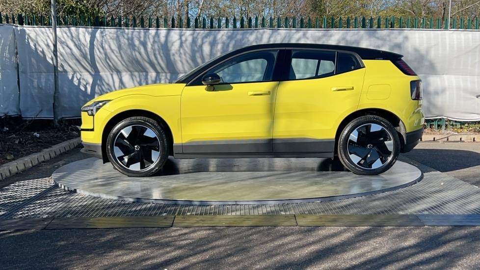 Used Volvo EX30 2025 for sale - 75472471: Photo 8