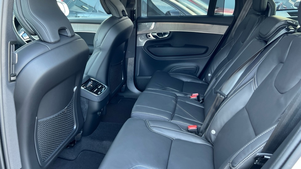 Used Volvo XC90 2025 for sale - 76112419: Photo 10