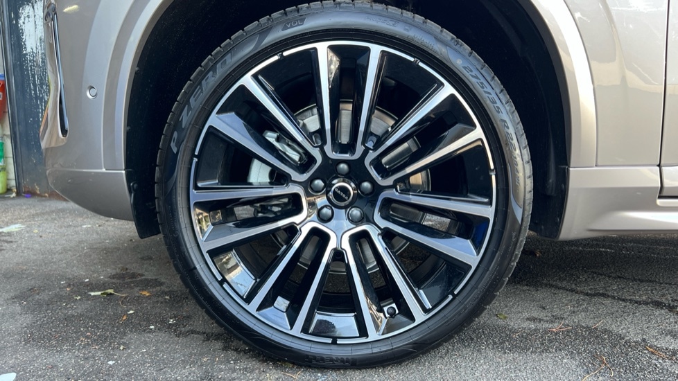 Used Volvo XC90 2025 for sale - 76112419: Photo 25