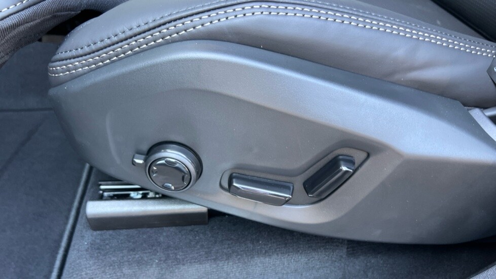 Used Volvo XC90 2025 for sale - 76112419: Photo 47