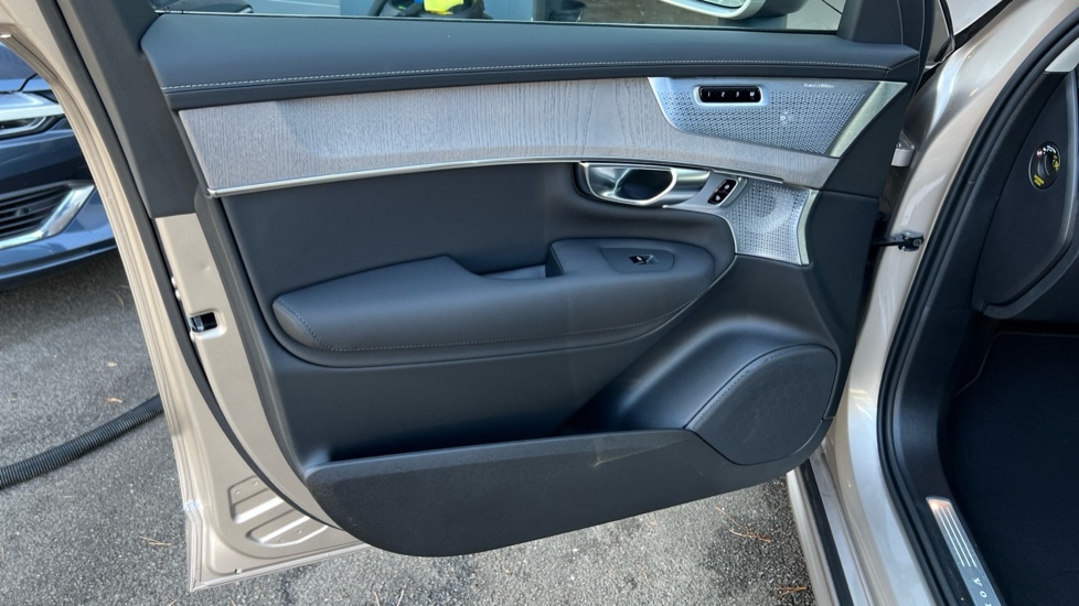 Used Volvo XC90 2025 for sale - 76112419: Photo 48