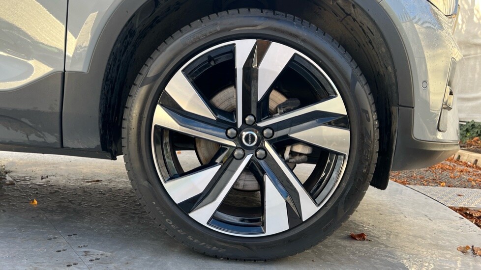 Used Volvo XC40 2024 for sale - 76438029: Photo 16