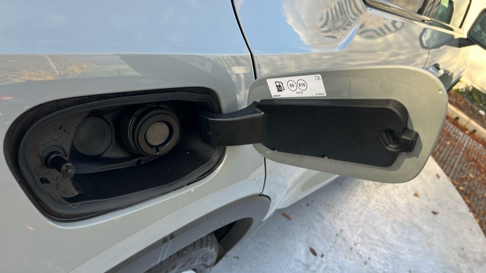 Used Volvo XC40 2024 for sale - 76438029: Photo 42