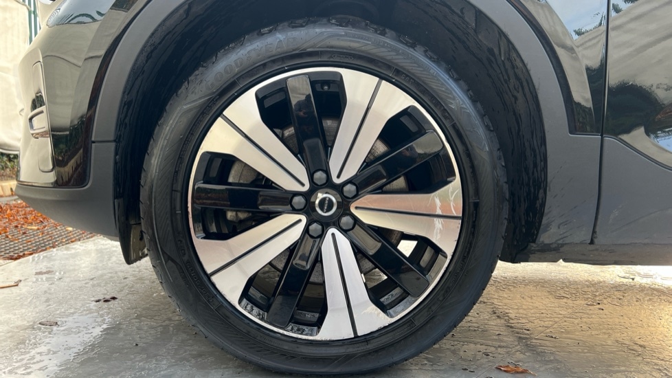 Used Volvo C40 2023 for sale - 77063295: Photo 25