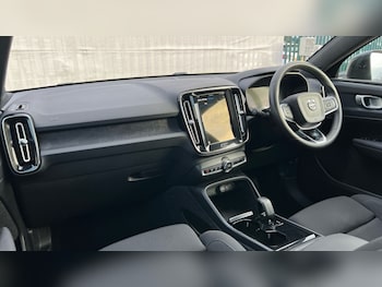 Used Volvo C40 2023 for sale - 77063295: Photo