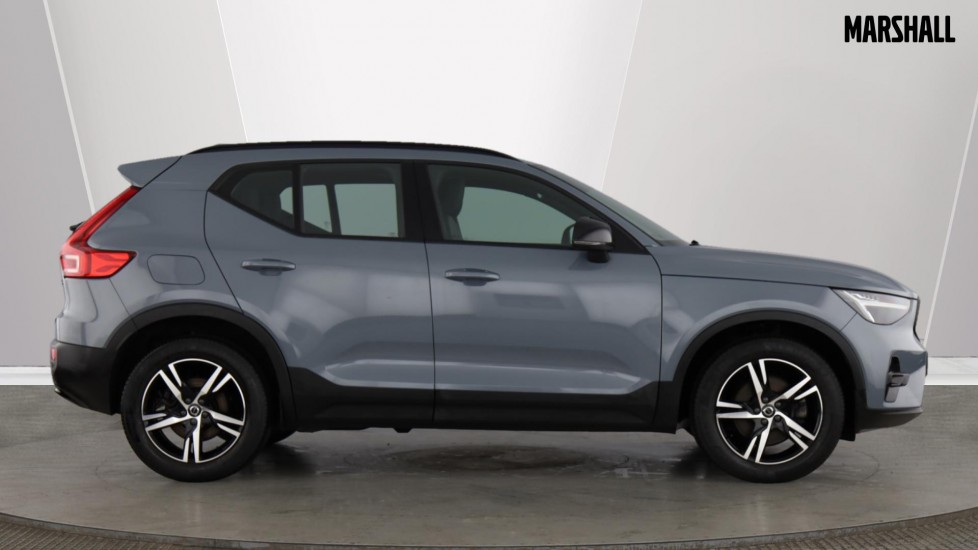 Used Volvo XC40 2022 for sale - 76586884: Photo 2