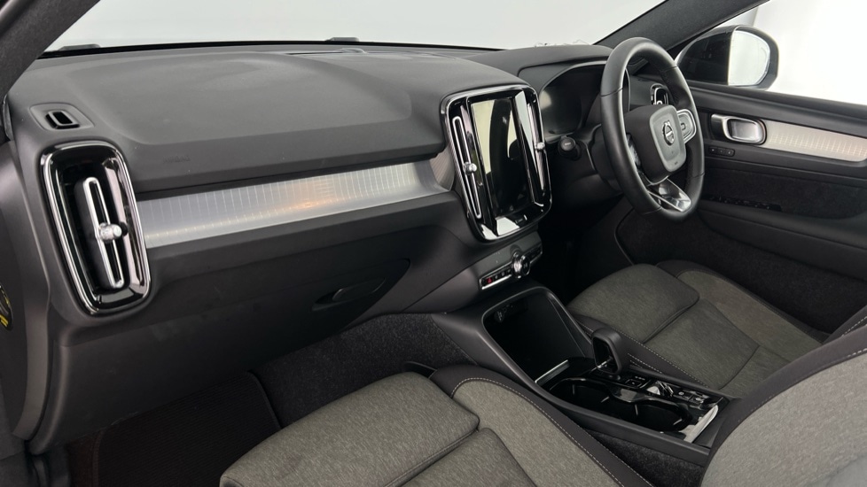 Used Volvo XC40 2022 for sale - 76586884: Photo 6