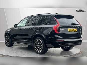 Used Volvo XC90 2025 for sale - 76954275: Photo