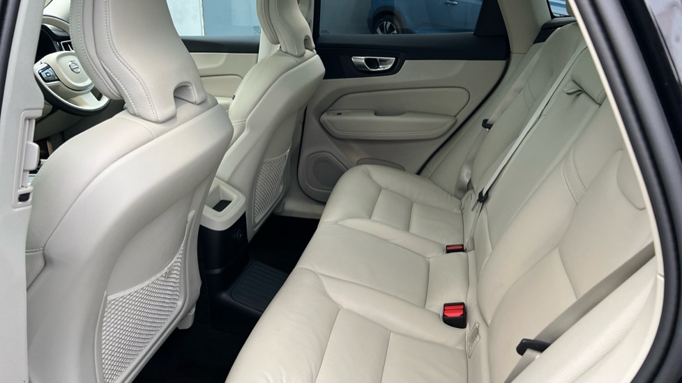 Used Volvo XC60 2025 for sale - 76773376: Photo 10