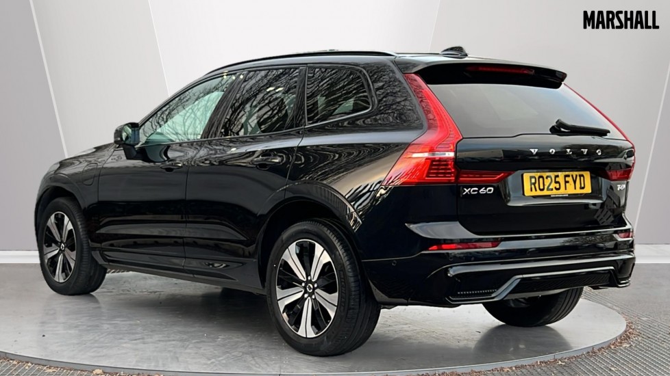 Used Volvo XC60 2025 for sale - 76773376: Photo 2
