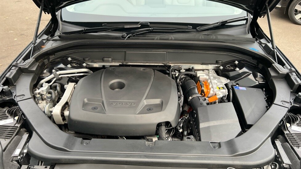 Used Volvo XC60 2025 for sale - 76773376: Photo 23