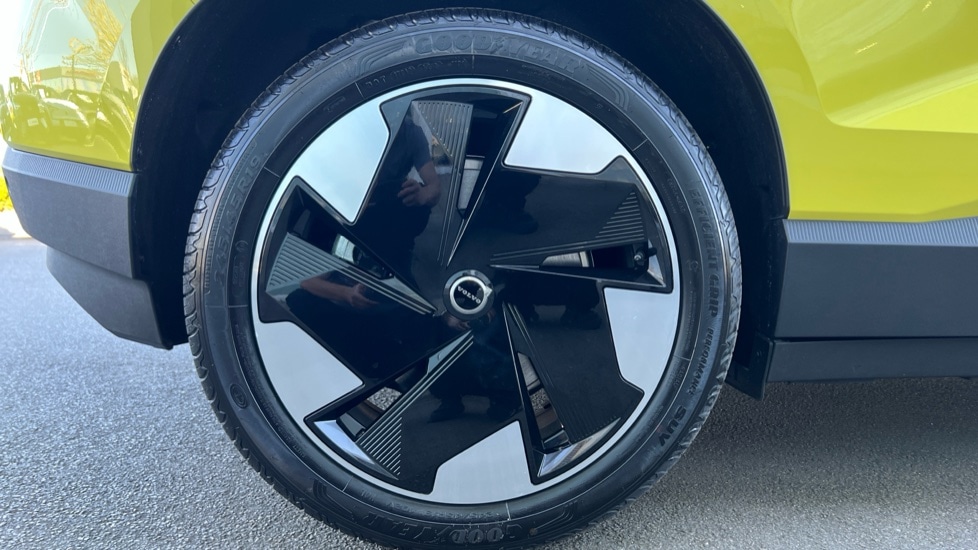 Used Volvo EX30 2025 for sale - 76704498: Photo 24